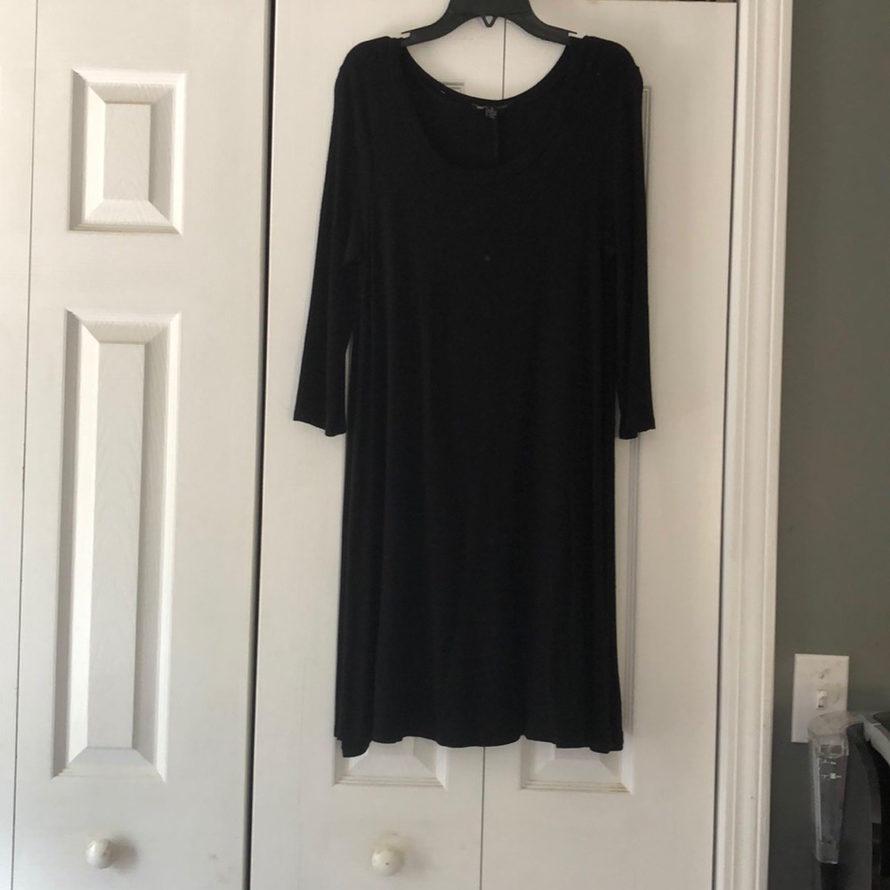 Black casual dress